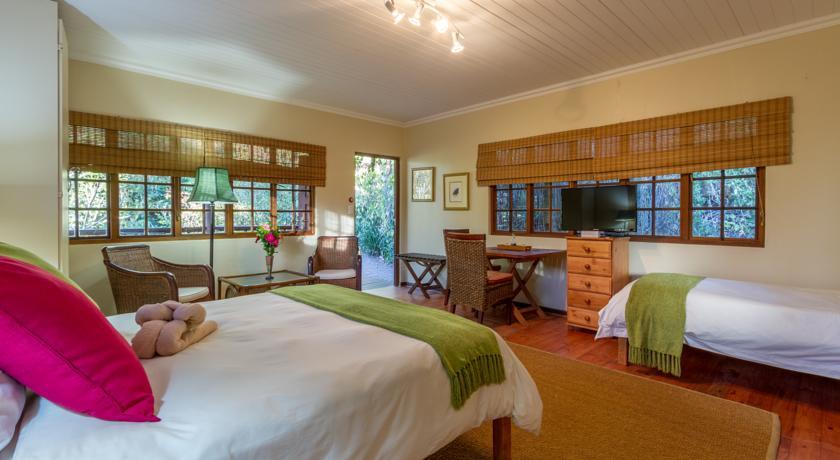 Joern'S Gaestehaus Mbombela Quarto foto
